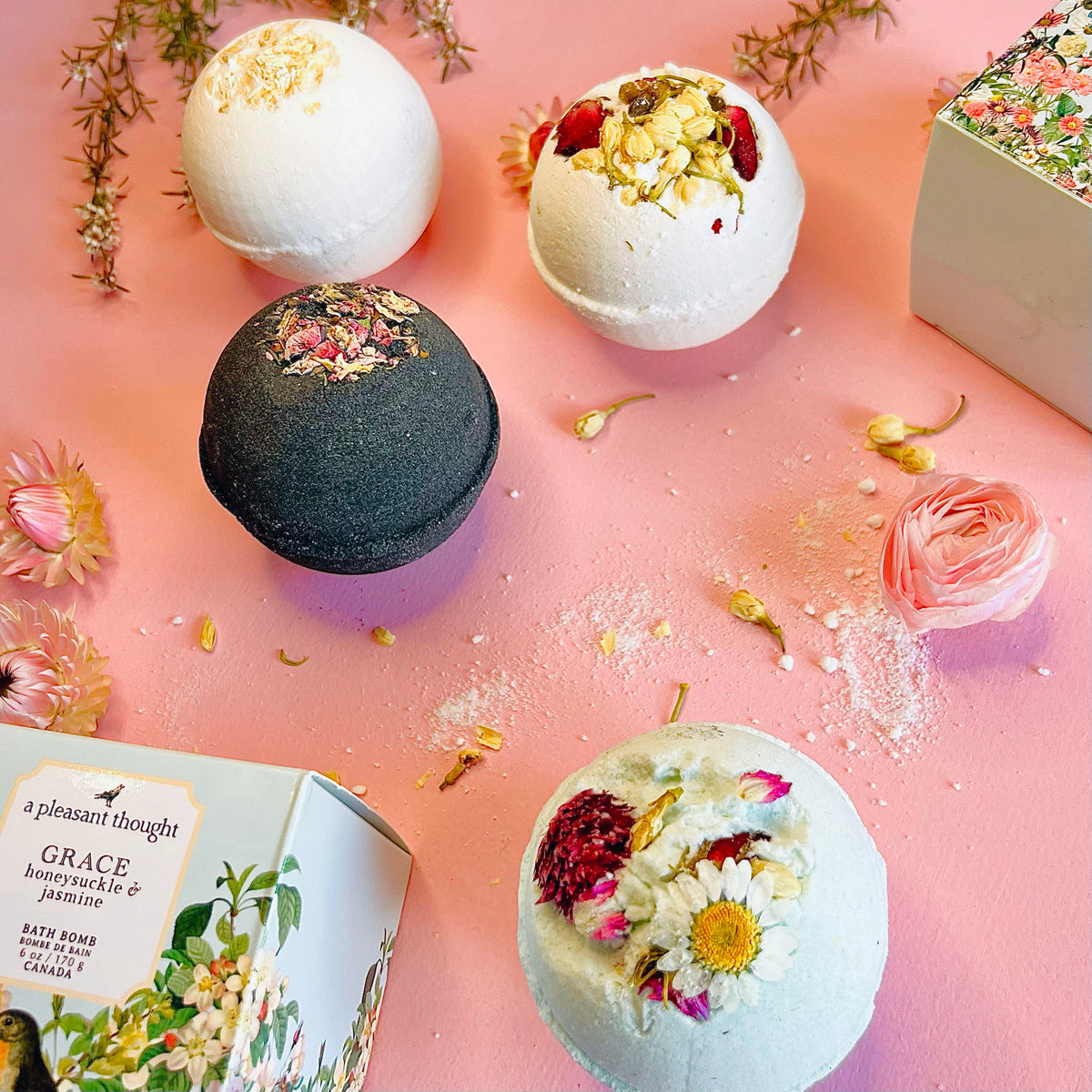 Deluxe Bath Bomb Making Kit With Dried Flowers 