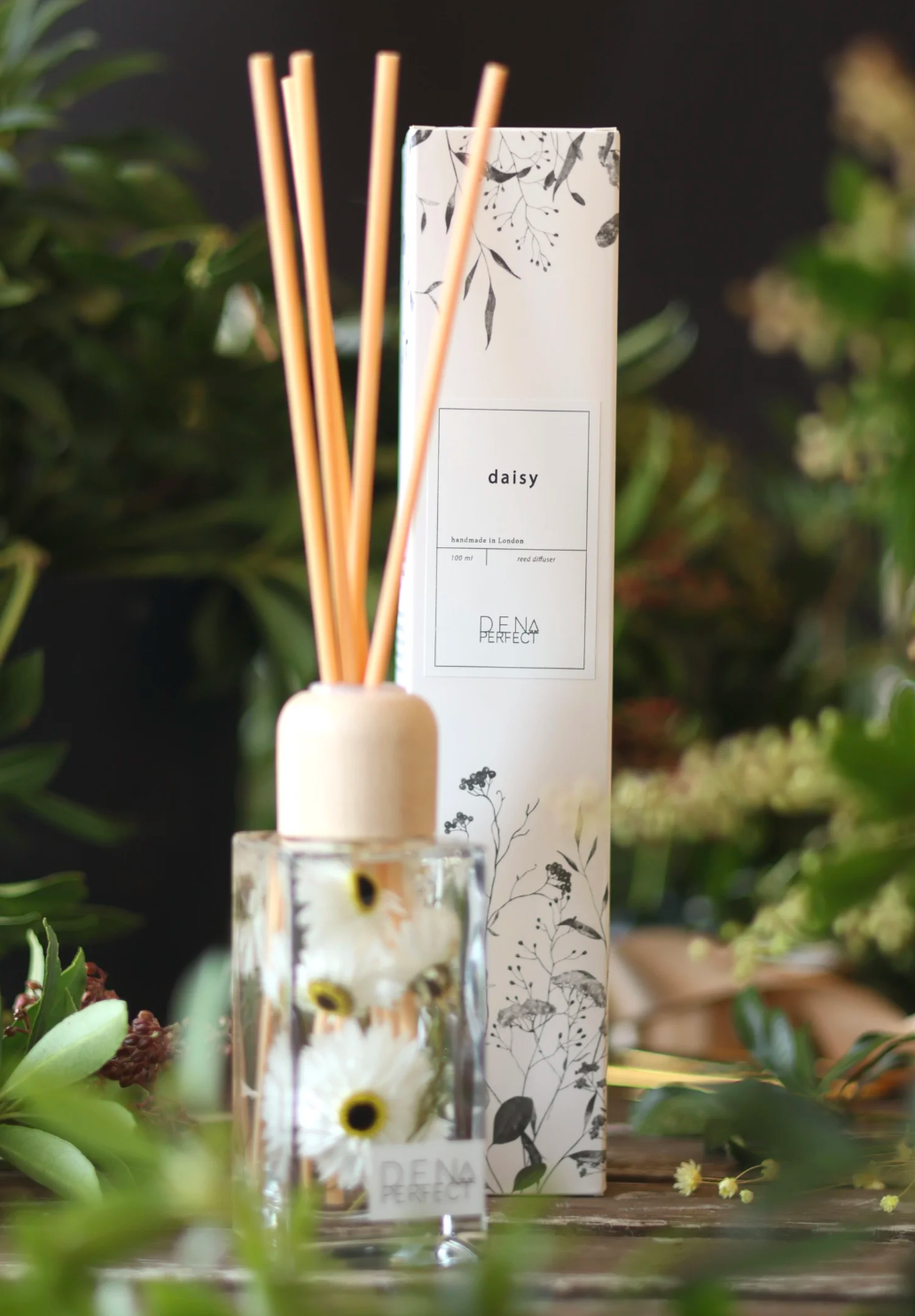 
                  
                    Den Perfect Reed Diffuser
                  
                