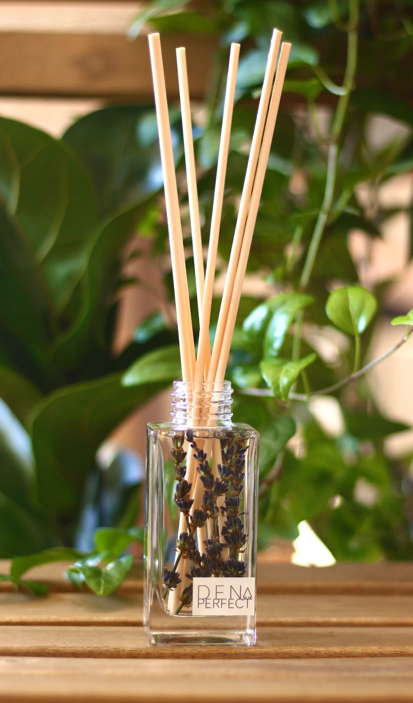 
                  
                    Den Perfect Reed Diffuser
                  
                