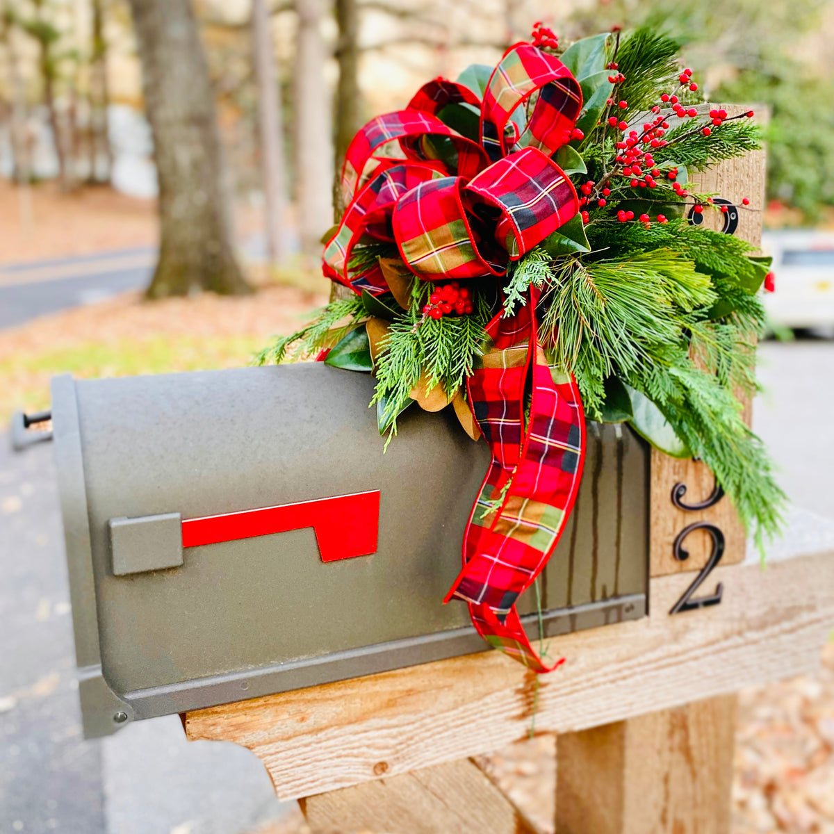 Holiday Mailbox – Wild Things | Flowers and Curiosities